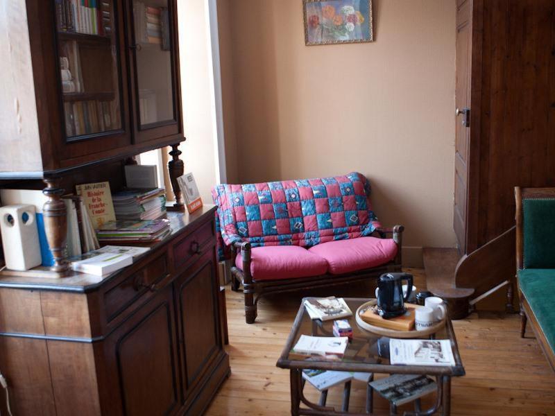 Le Relais Du Passe-Heures Cenans Εξωτερικό φωτογραφία